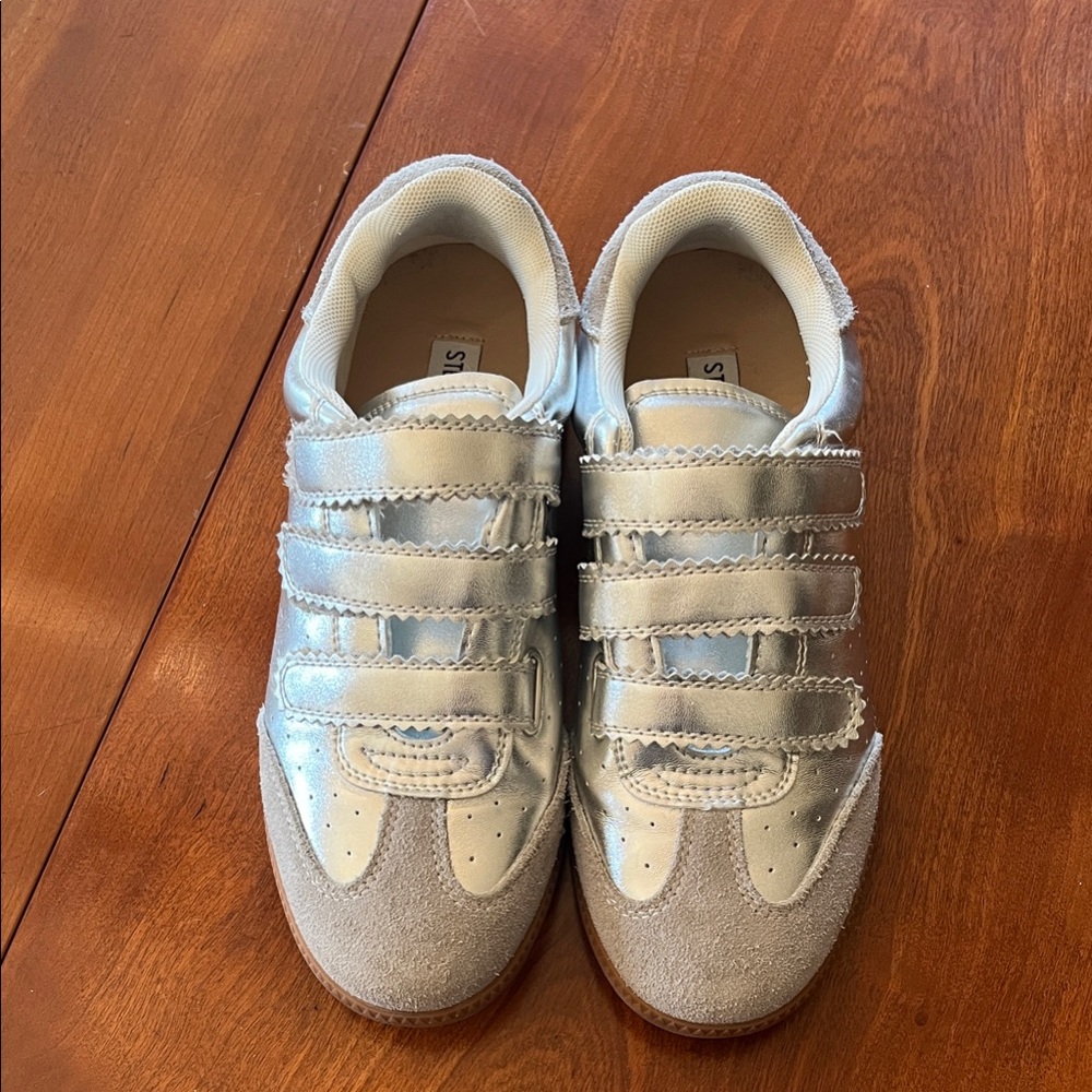 Steve Madden Momentum Silver Sneakers